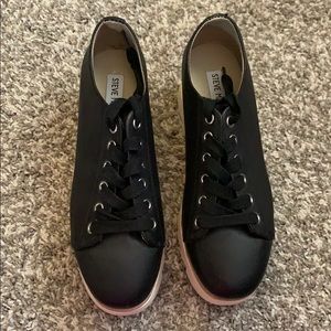 Steve Madden Korrie Platform